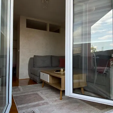 Apartman Nira Zenica Exterior photo