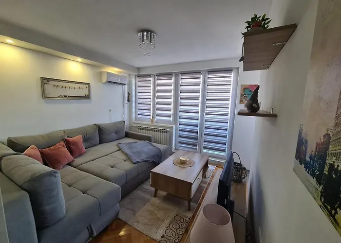 Apartman Nira